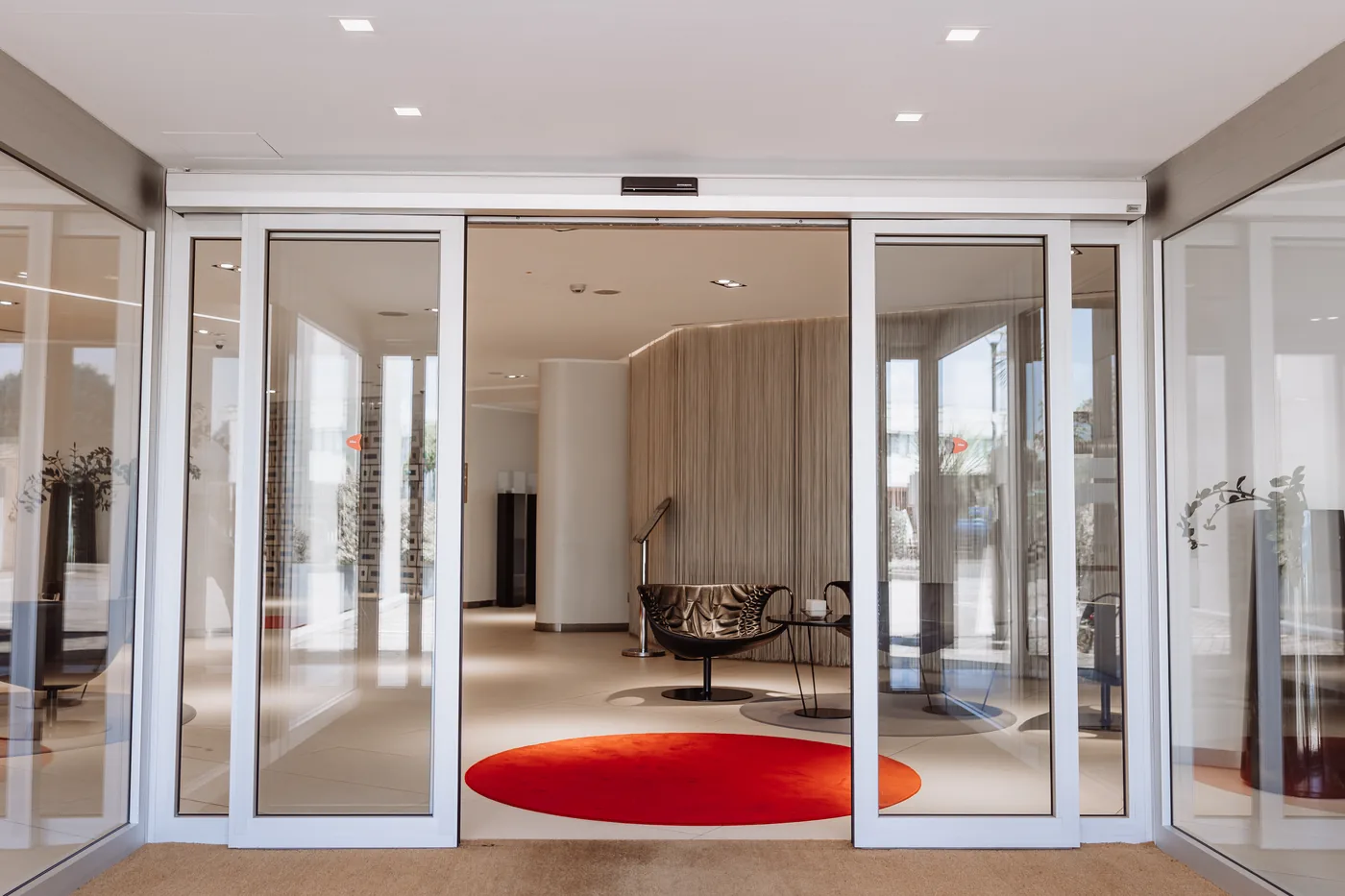 Proyecto corporativo — Interior