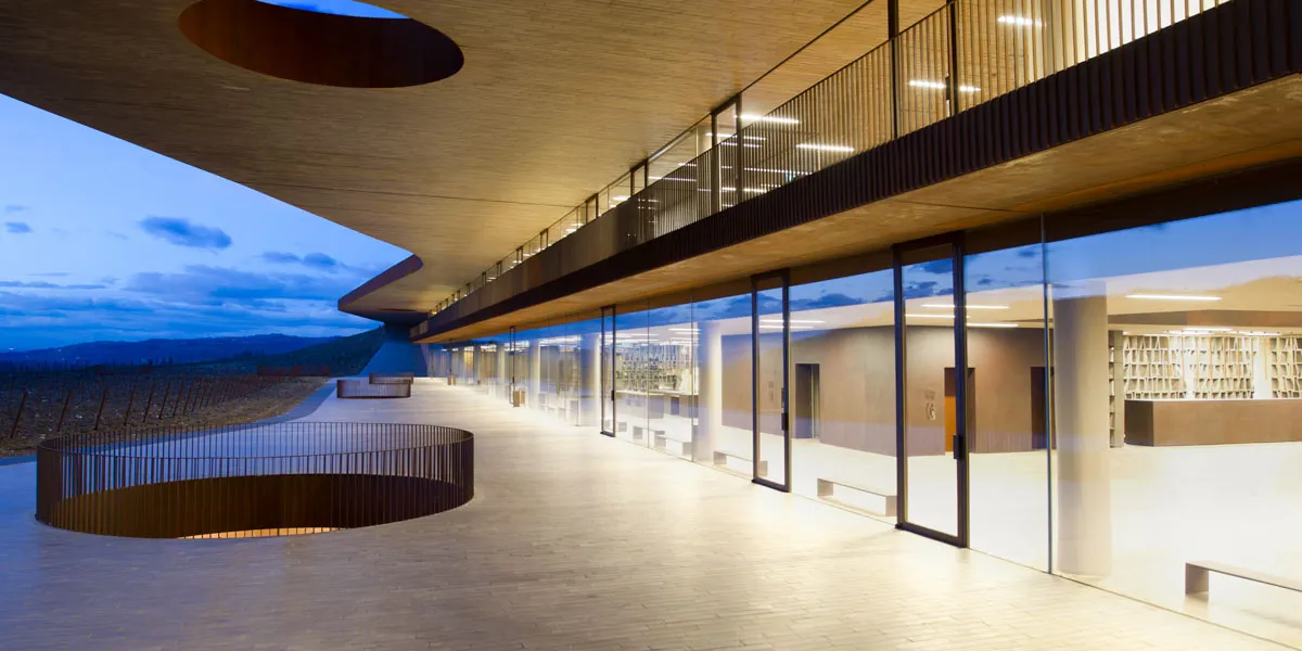 imgi_3_ventanas-acabado-laton